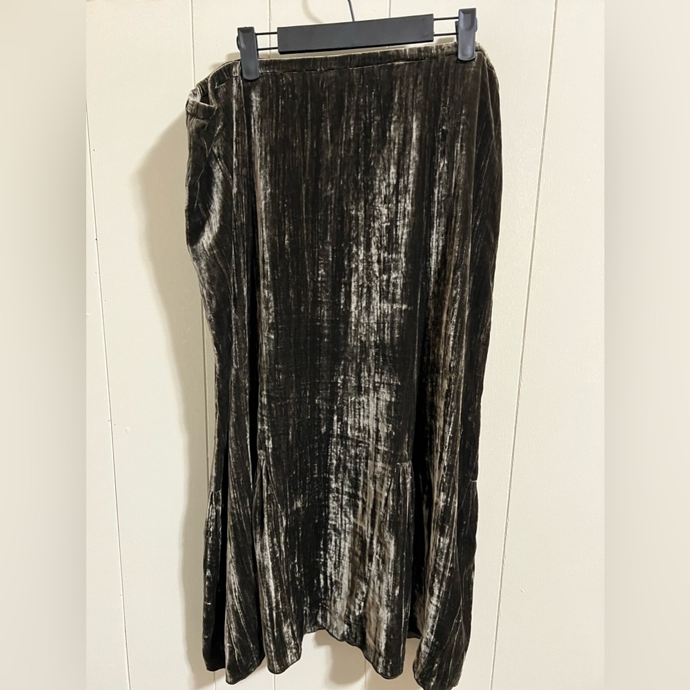 J Jill size Large petite silk rayon velvet look maxi skirt green khaki summer